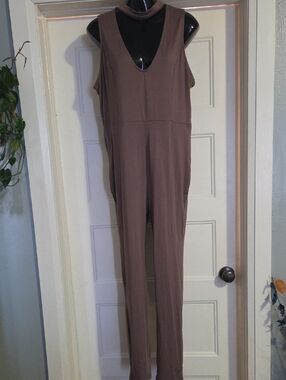 Charlotte Russe Mauve Brown Sleeveless V-Neck Jumpsuit